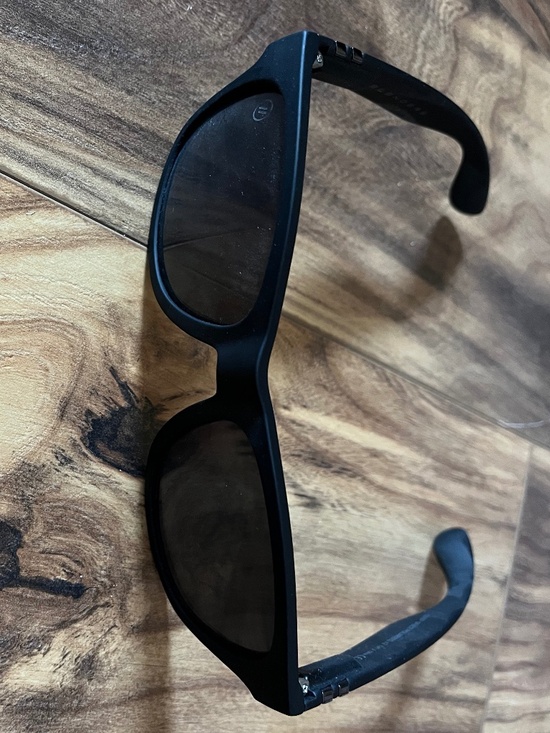 NWT Blenders “Deep Space” Polarized Sunglasses